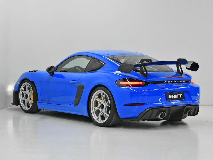 Foto do veículo PORSCHE 718  CAYMAN GT4 RS 4.0 500CV 2024 5.895 KM 1.750.000,00
