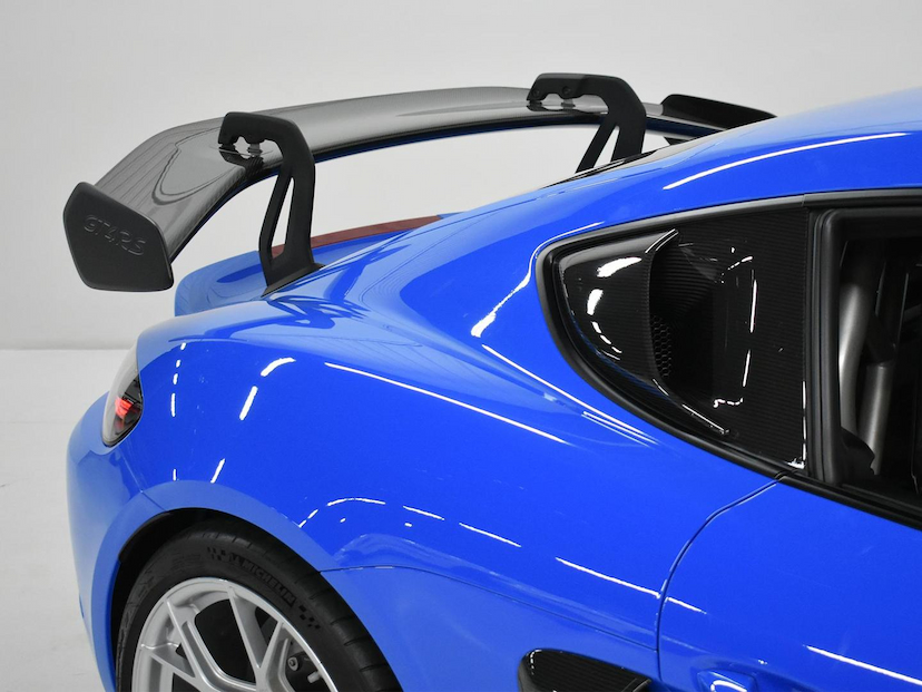 Foto do veículo PORSCHE 718  CAYMAN GT4 RS 4.0 500CV 2024 5.895 KM 1.750.000,00