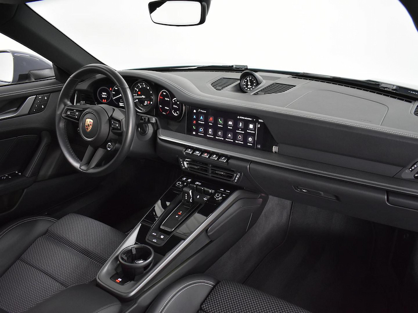 Foto do veículo PORSCHE 911  CARRERA COUPE 3.0 (991/992) 2024 7.065 KM 850.000,00