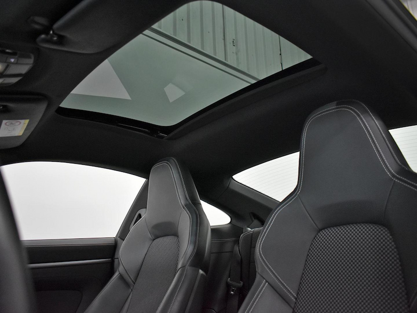 Foto do veículo PORSCHE 911  CARRERA COUPE 3.0 (991/992) 2024 7.065 KM 850.000,00