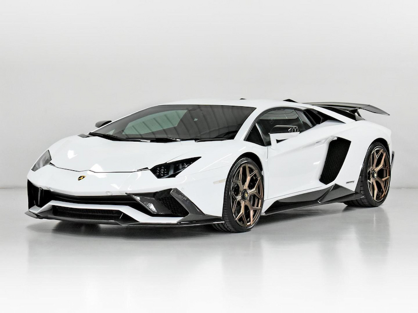 Foto do veículo LAMBORGHINI AVENTADOR  LP 740-4 S 2018 7.135 KM 6.500.000,00