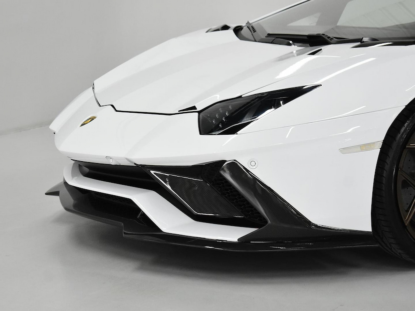 Foto do veículo LAMBORGHINI AVENTADOR  LP 740-4 S 2018 7.135 KM 6.500.000,00