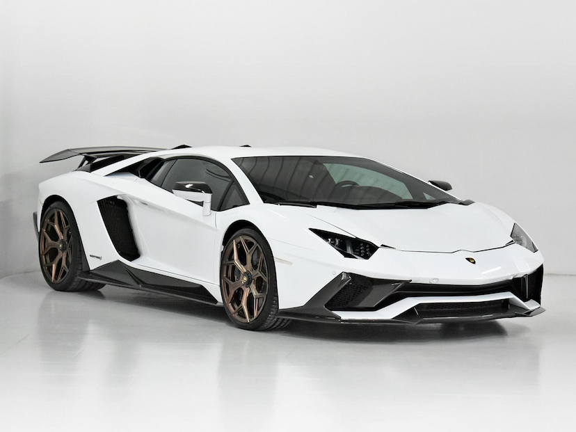Foto do veículo LAMBORGHINI AVENTADOR  LP 740-4 S 2018 7.135 KM 6.500.000,00