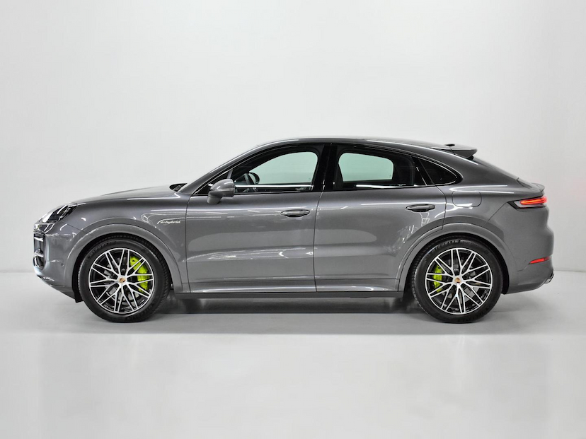 Foto do veículo PORSCHE CAYENNE  COUPE 3.0 V6 (HÍBRIDO) 2026 615 KM 899.000,00