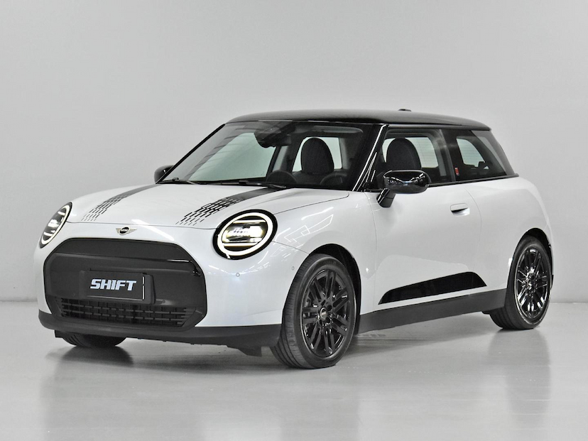 Foto do veículo MINI COOPER  E 2024 2.290 KM 199.000,00