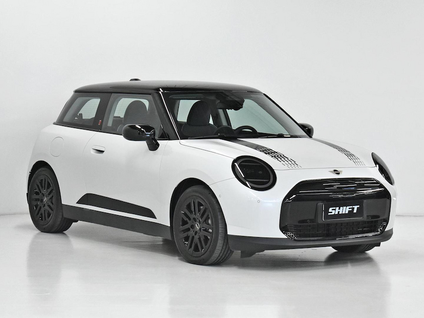 Foto do veículo MINI COOPER  E 2024 2.290 KM 199.000,00