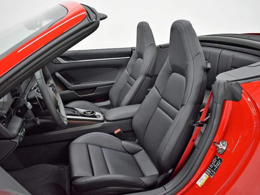 Foto do veículo PORSCHE 911  CARRERA CABRIOLET 3.0 (991/992) 2026 35 KM 1.230.000,00