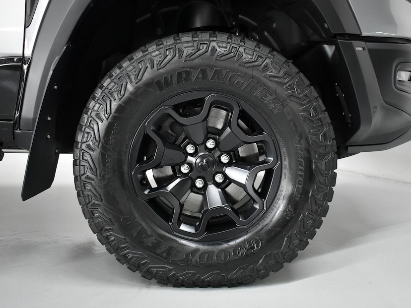 Foto do veículo RAM 1500  TRX 2021 27.000 KM 1.000.000,00