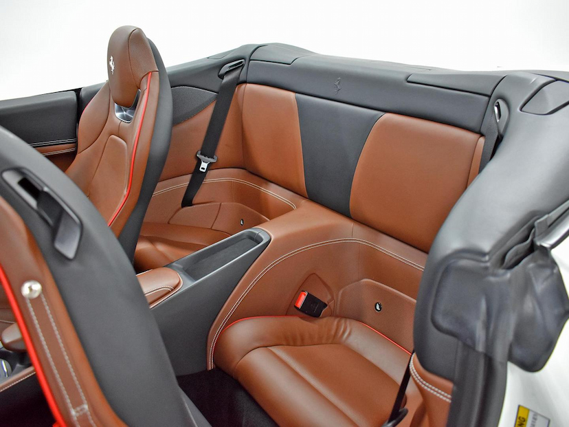 Foto do veículo FERRARI PORTOFINO  3.9 V8 600CV 2020 14.530 KM 2.590.000,00