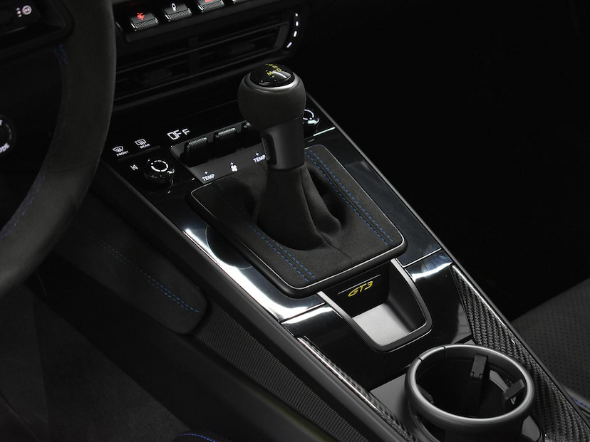 Foto do veículo PORSCHE 911  GT3 4.0 500CV/510CV (991) 2022 9.670 KM 1.940.000,00