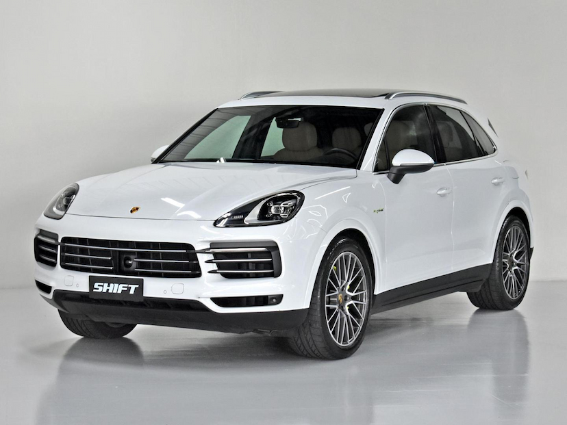 Foto do veículo PORSCHE CAYENNE  3.0 V6 462CV (HIBRIDO) 2021 44.420 KM 465.000,00