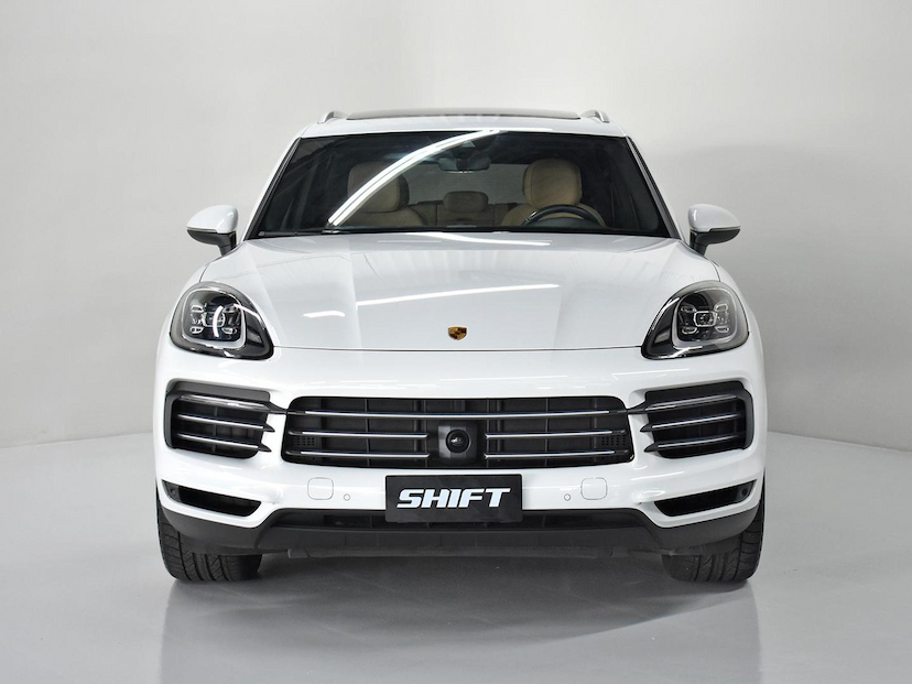 Foto do veículo PORSCHE CAYENNE  3.0 V6 462CV (HIBRIDO) 2021 44.420 KM 465.000,00