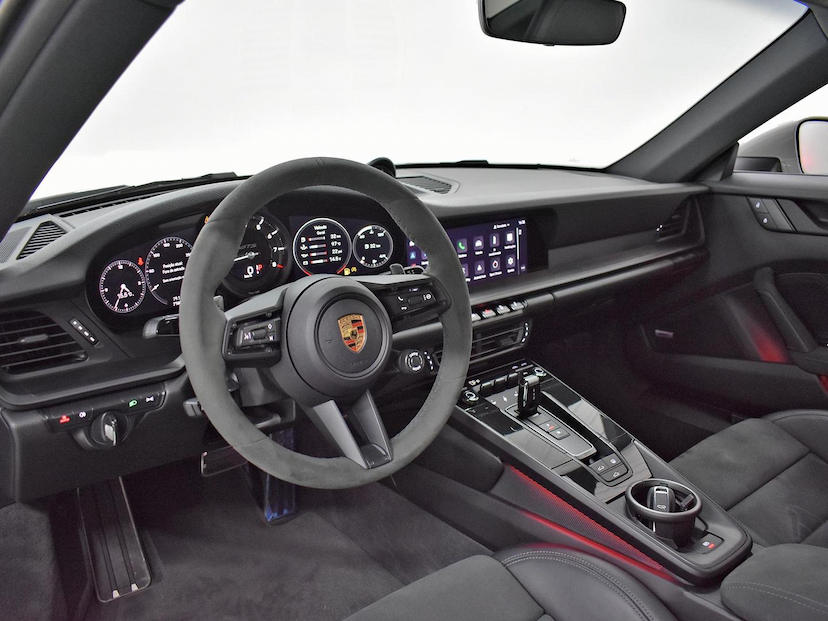 Foto do veículo PORSCHE 911  CARRERA GTS COUPE 3.0 (992) 2024 7.275 KM 995.000,00