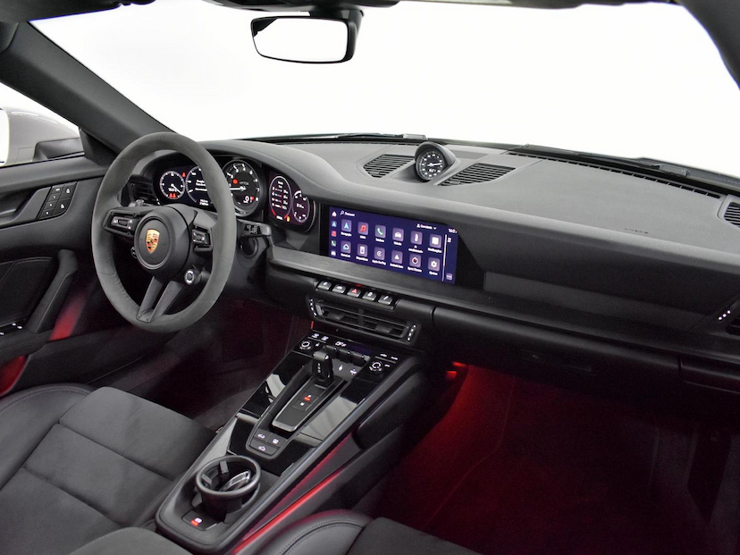 Foto do veículo PORSCHE 911  CARRERA GTS COUPE 3.0 (992) 2024 7.275 KM 995.000,00