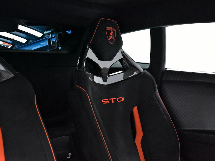 Foto do veículo LAMBORGHINI HURACÁN  LP 640-2 STO 2022 6.350 KM 4.650.000,00