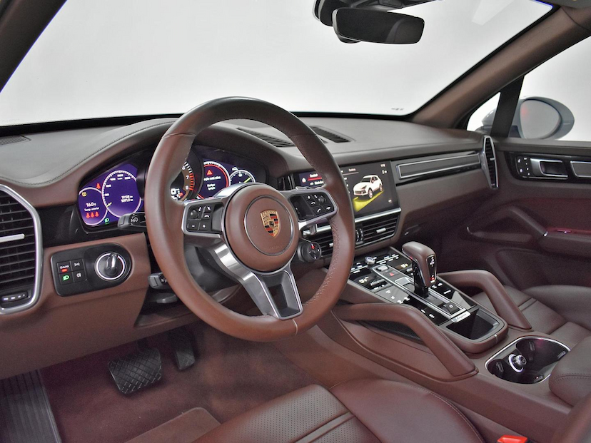 Foto do veículo PORSCHE CAYENNE  PLATINUM ED. 3.0 V6 2023 24.645 KM 695.000,00