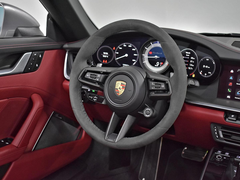 Foto do veículo PORSCHE 911  TURBO S CABRIOLET 3.6/3.8(991/992) 2023 2.105 KM 1.590.000,00