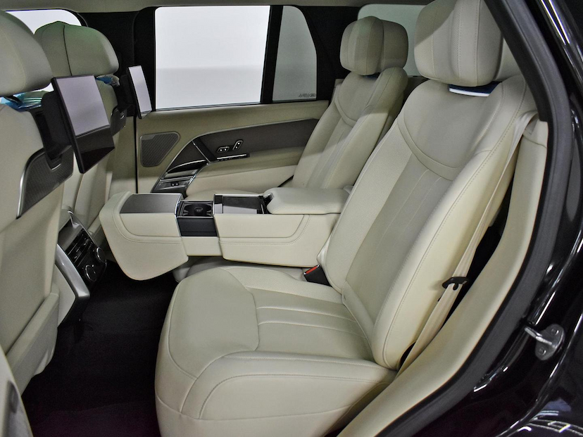 Foto do veículo LAND ROVER RANGE ROVER 3.0 D350 TURBO DIESEL MHEV FIRST EDITION AWD AUTOMÁTICO 2023 14.920 KM R$ 1.190.000,00