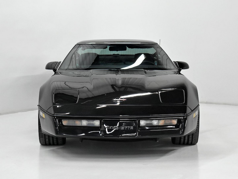 Foto do veículo CHEVROLET CORVETTE  5.7 2P 1987 92.815 KM 335.000,00