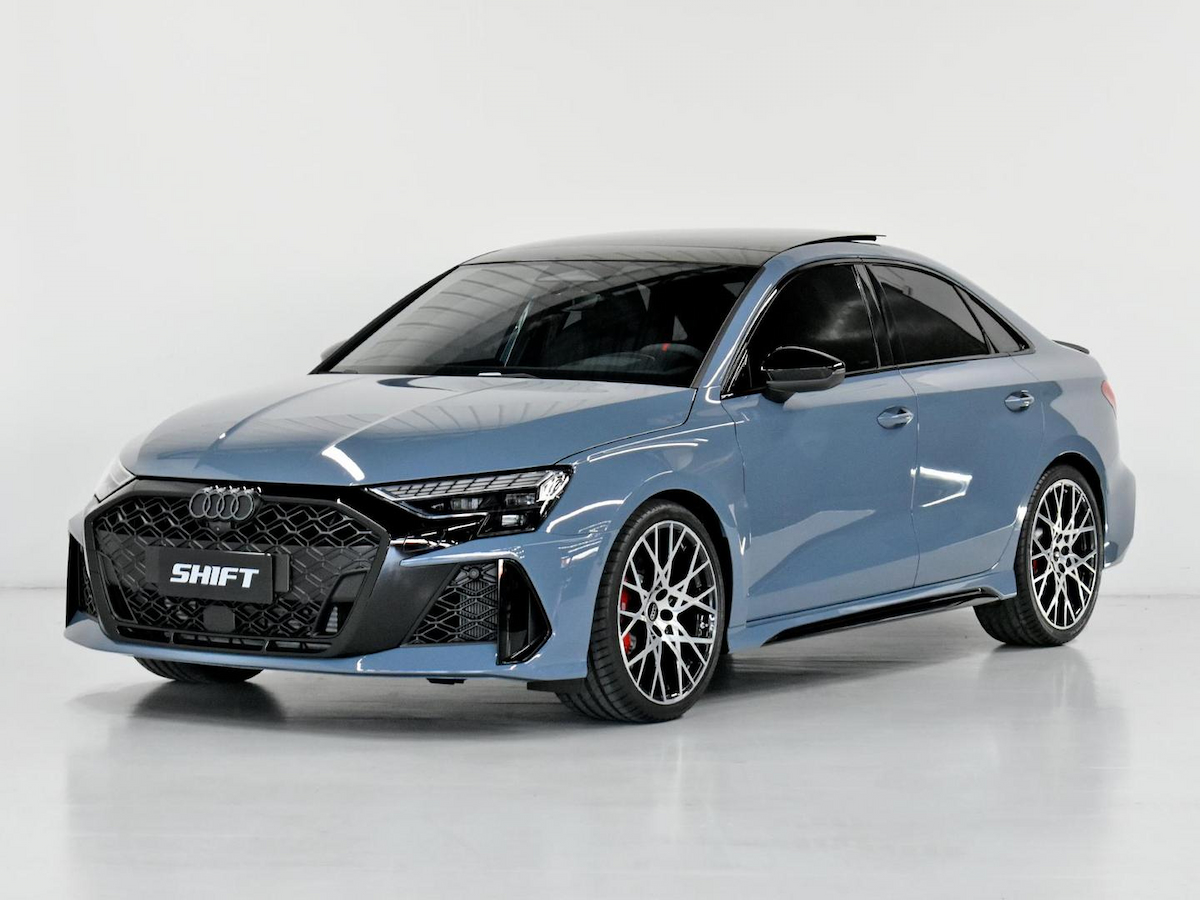 Foto do veículo AUDI RS3  SEDAN 2.5 TFSI QUATTRO S-TRONIC 2025/2026 2.500 KM R$ 598.000,00