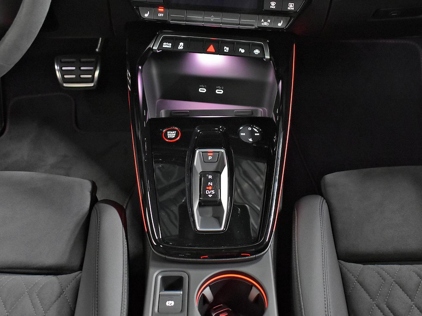 Foto do veículo AUDI RS3  SEDAN 2.5 TFSI QUATTRO S-TRONIC 2026 2.545 KM 575.000,00