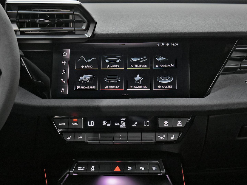 Foto do veículo AUDI RS3  SEDAN 2.5 TFSI QUATTRO S-TRONIC 2026 2.545 KM 575.000,00