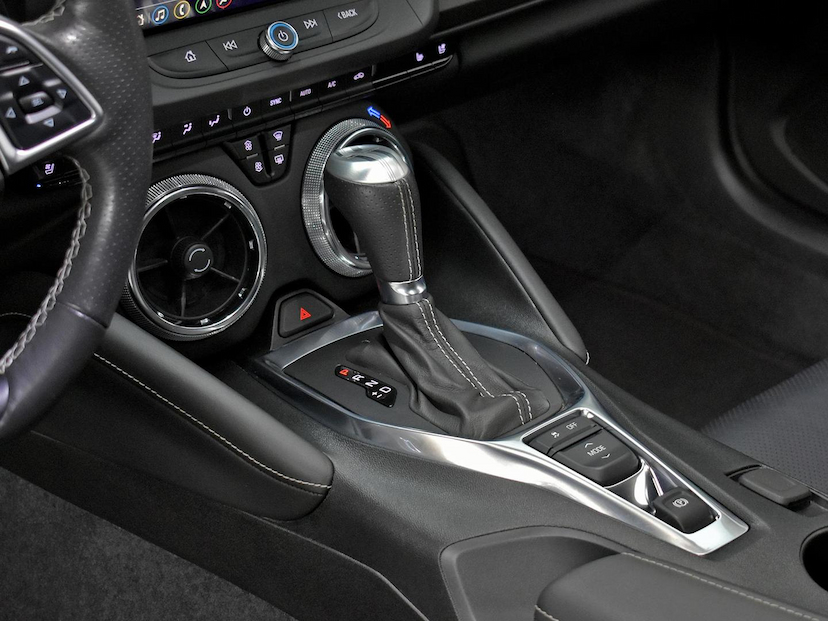 Foto do veículo CHEVROLET CAMARO  2SS 6.2 V8 AT 2019 24.315 KM 380.000,00