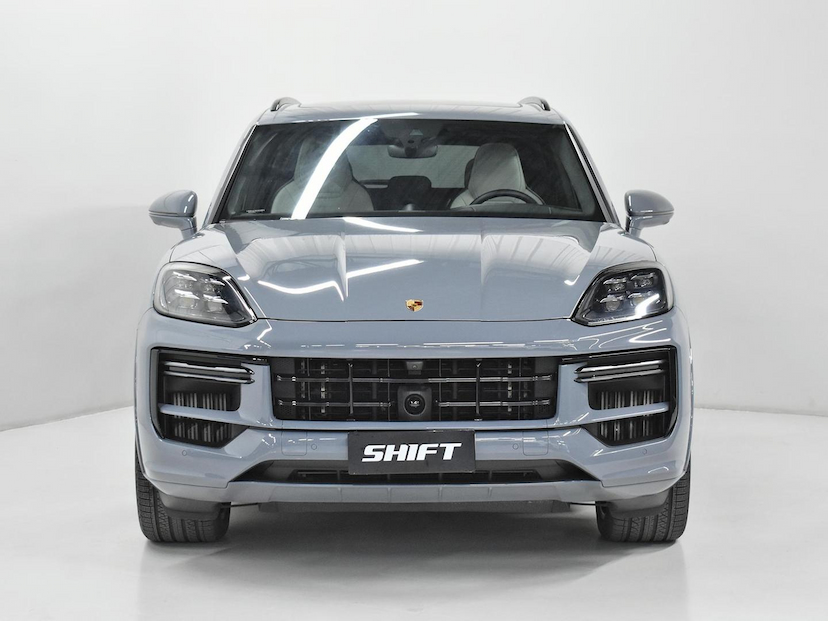 Foto do veículo PORSCHE CAYENNE  TURBO 4.0 V8 599CV (HIBRIDO) 2024 26.390 KM 990.000,00