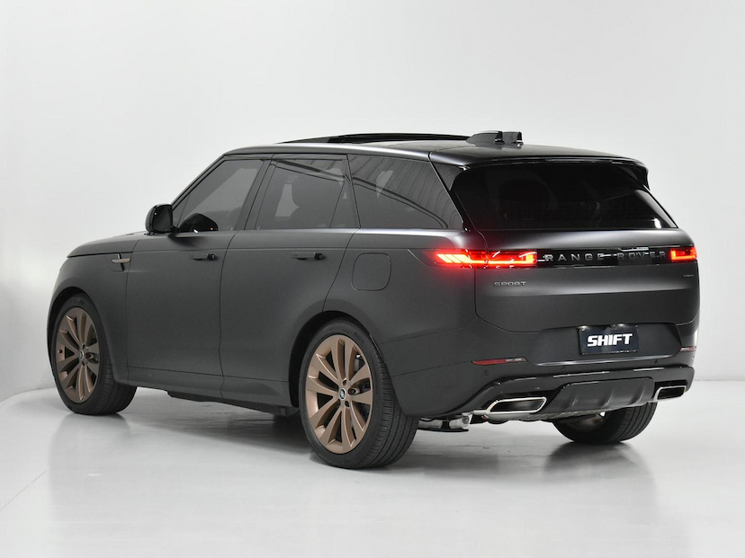 Foto do veículo LAND ROVER RANGE ROVER AUTOBIOGRAPHY RANGE R. . 3.0 P550E (HÍB.) 2025 9.225 KM 1.030.000,00