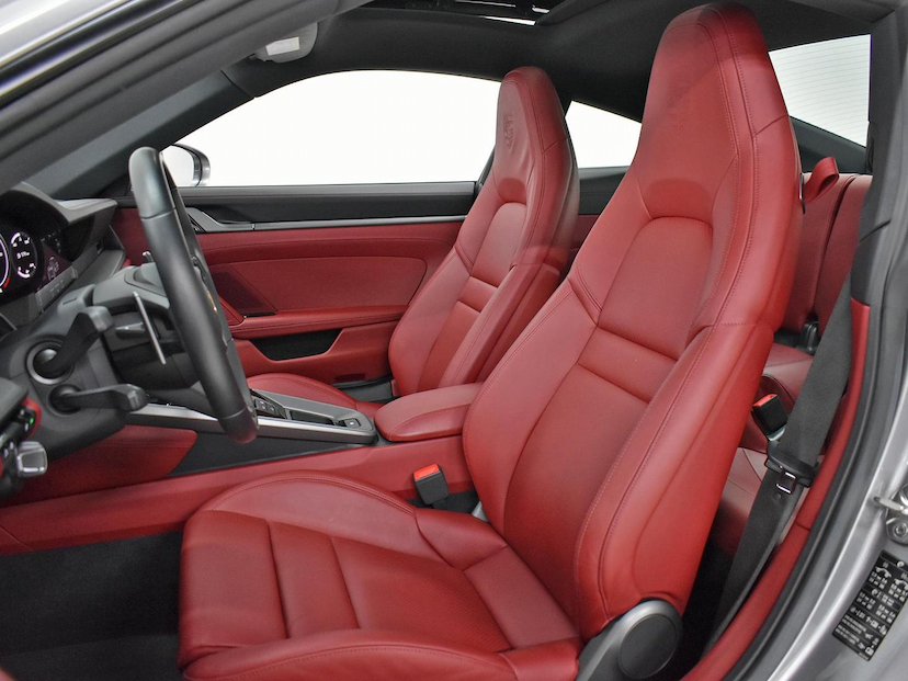 Foto do veículo PORSCHE 911  CARRERA S 3.0 450 CV 2020 17.640 KM 729.000,00