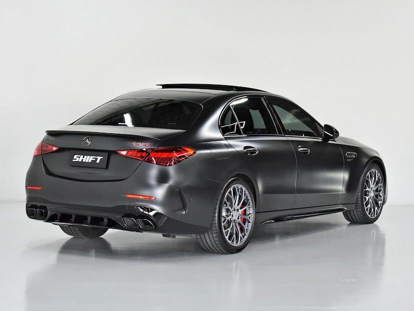 Foto do veículo MERCEDES-BENZ C 63 AMG C-63 AMG S E PERFORMANCE (HÍBRIDO) 2024 4.475 KM 770.000,00