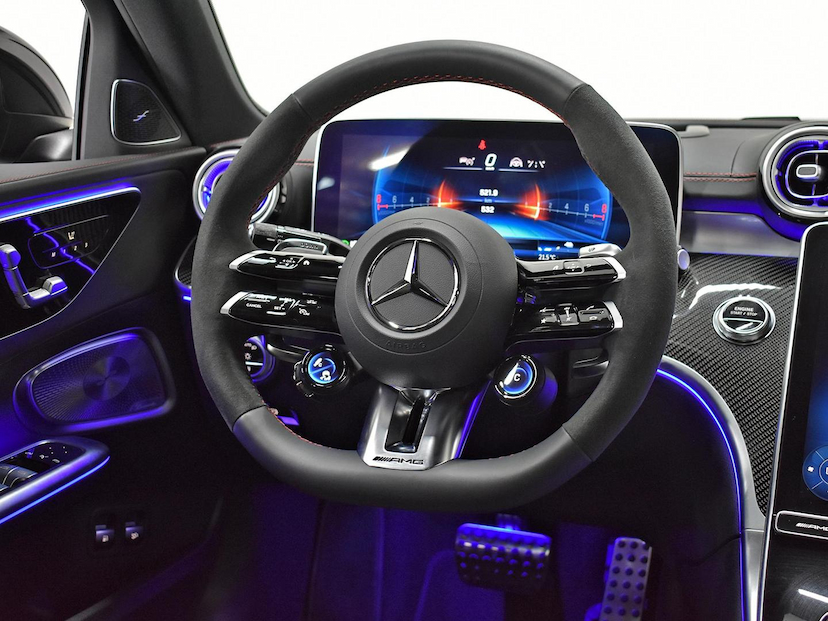Foto do veículo MERCEDES-BENZ C 63 AMG C-63 AMG S E PERFORMANCE (HÍBRIDO) 2024 4.475 KM 770.000,00