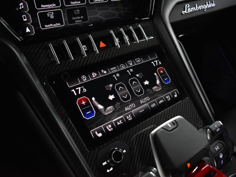 Foto do veículo LAMBORGHINI URUS  LP 650 4 2022 16.150 KM 2.770.000,00