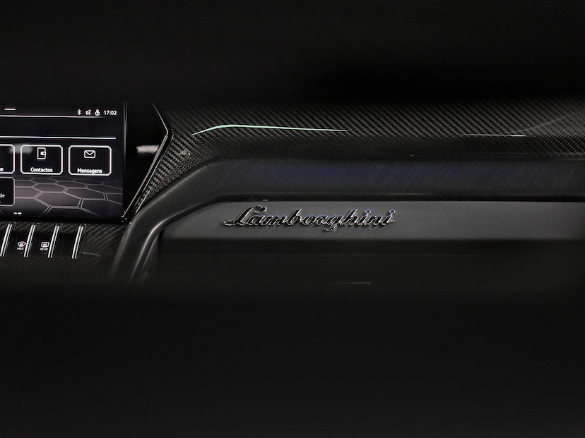 Foto do veículo LAMBORGHINI URUS  LP 650 4 2022 16.150 KM 2.770.000,00