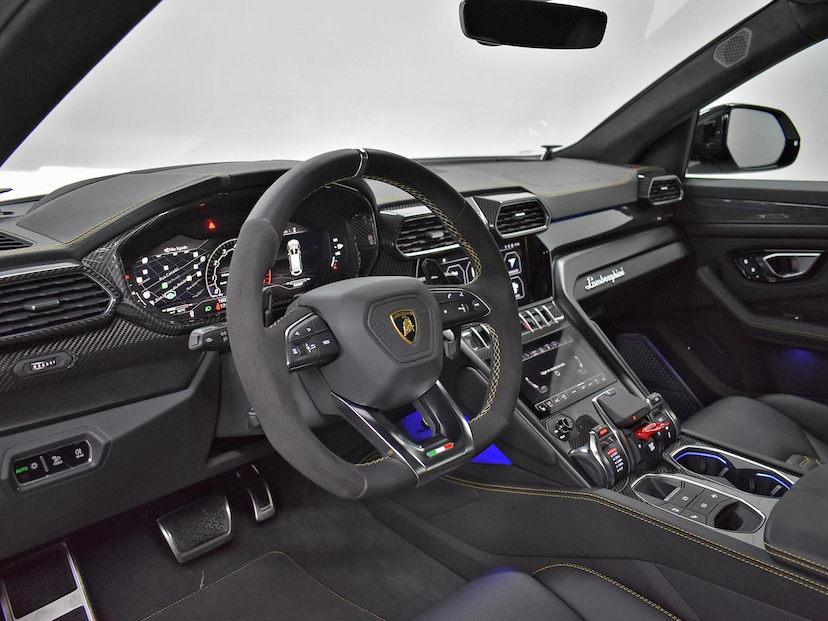 Foto do veículo LAMBORGHINI URUS  LP 650 4 2022 16.150 KM 2.770.000,00