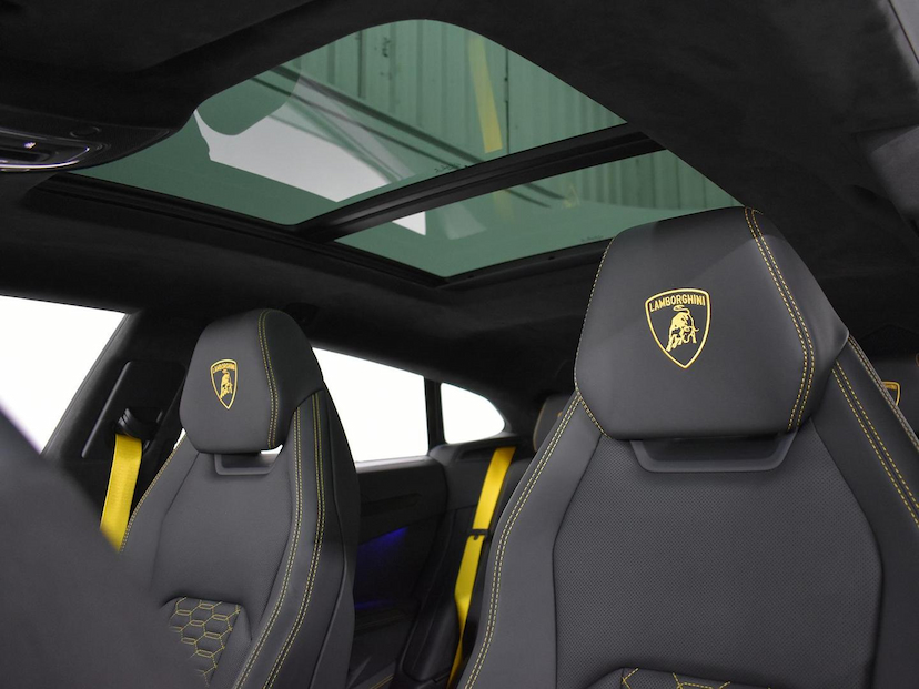 Foto do veículo LAMBORGHINI URUS  LP 650 4 2022 16.150 KM 2.770.000,00