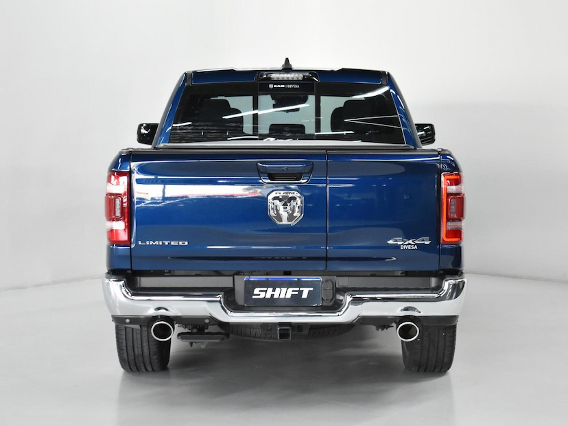 Foto do veículo RAM 1500  LIMITED 5.7 CD 4X4 AUT. 2024 25.245 KM 450.000,00