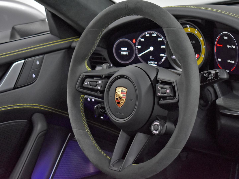 Foto do veículo PORSCHE 911  TURBO S COUPE 3.6/3.8 24V (991/992) 2024 6.210 KM 1.690.000,00