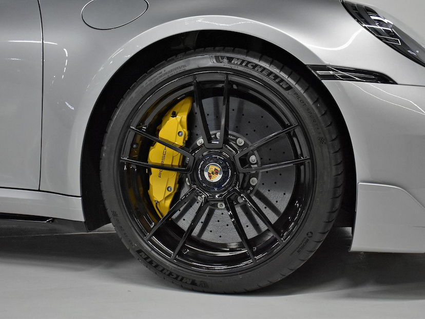 Foto do veículo PORSCHE 911  TURBO S COUPE 3.6/3.8 24V (991/992) 2024 6.210 KM 1.690.000,00