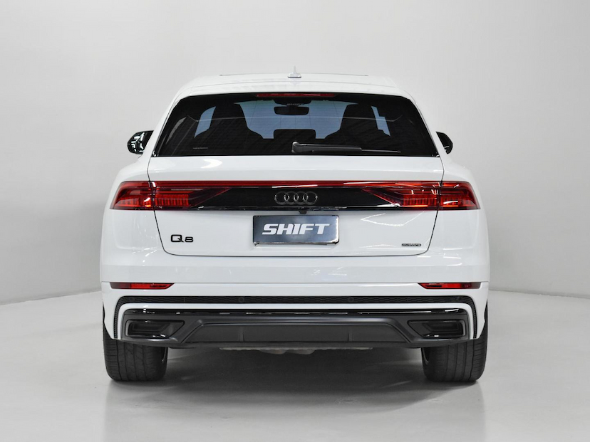Foto do veículo AUDI Q8  PERF.BLACK 3.0 TFSI QUAT. S-TR/(HíB.) 2022 53.830 KM 360.000,00