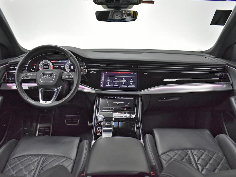 Foto do veículo AUDI Q8  PERF.BLACK 3.0 TFSI QUAT. S-TR/(HíB.) 2022 53.830 KM 360.000,00