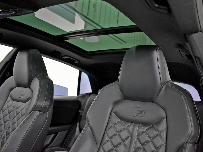 Foto do veículo AUDI Q8  PERF.BLACK 3.0 TFSI QUAT. S-TR/(HíB.) 2022 53.830 KM 360.000,00