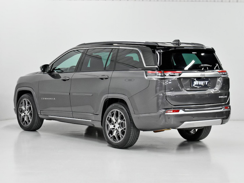 Foto do veículo JEEP COMMANDER  OVERLAND T270 1.3 TB FLEX AUT 2024 16.800 KM 195.000,00