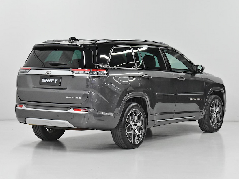 Foto do veículo JEEP COMMANDER  OVERLAND T270 1.3 TB FLEX AUT 2024 16.800 KM 195.000,00
