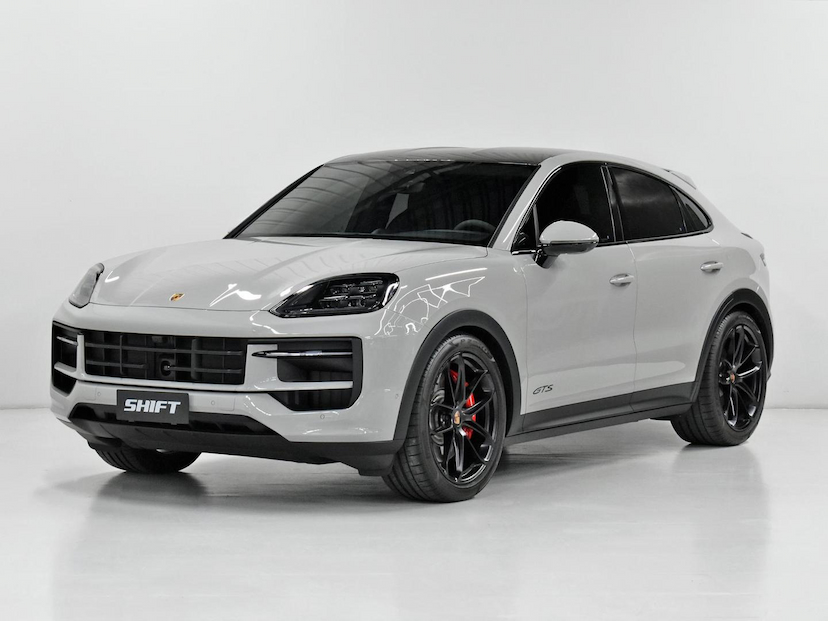 Foto do veículo PORSCHE CAYENNE  GTS COUPE 4.0 500CV 2026 990 KM 1.220.000,00