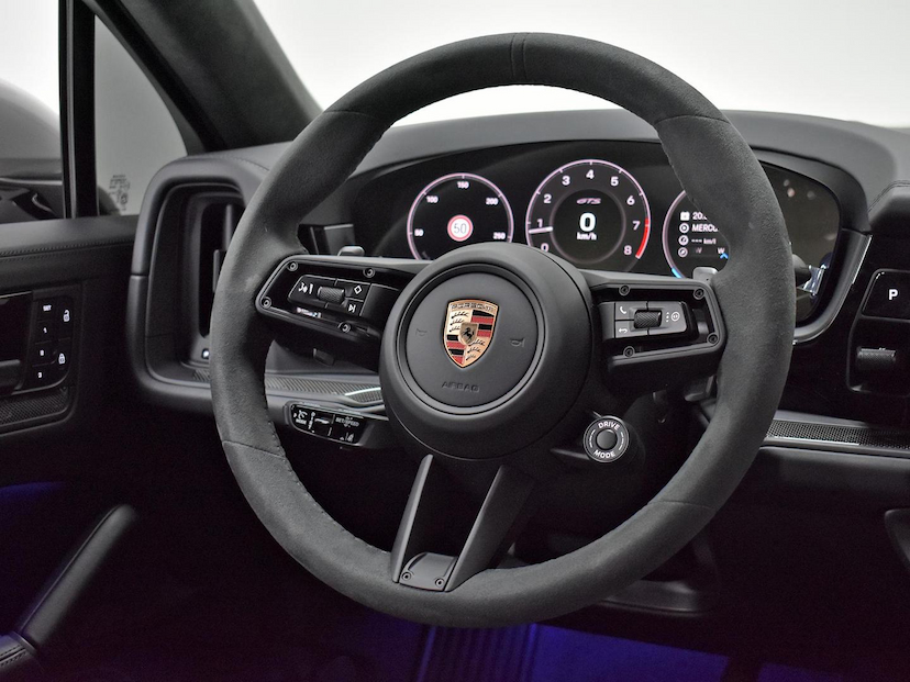 Foto do veículo PORSCHE CAYENNE  GTS COUPE 4.0 500CV 2026 990 KM 1.220.000,00