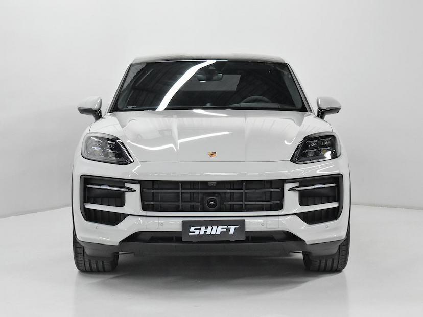 Foto do veículo PORSCHE CAYENNE  GTS COUPE 4.0 500CV 2026 990 KM 1.220.000,00