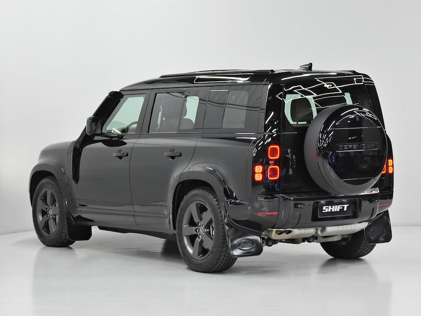 Foto do veículo LAND ROVER DEFENDER LAND ROVER  110 X-DY.HSE D350 DIE AUT. HIB 2025 10.915 KM 730.000,00