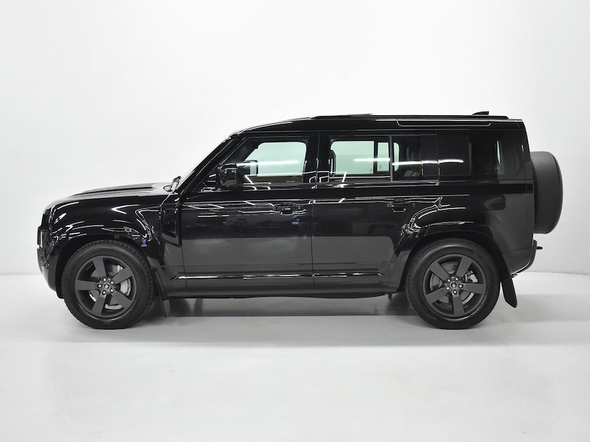 Foto do veículo LAND ROVER DEFENDER LAND ROVER  110 X-DY.HSE D350 DIE AUT. HIB 2025 10.915 KM 730.000,00