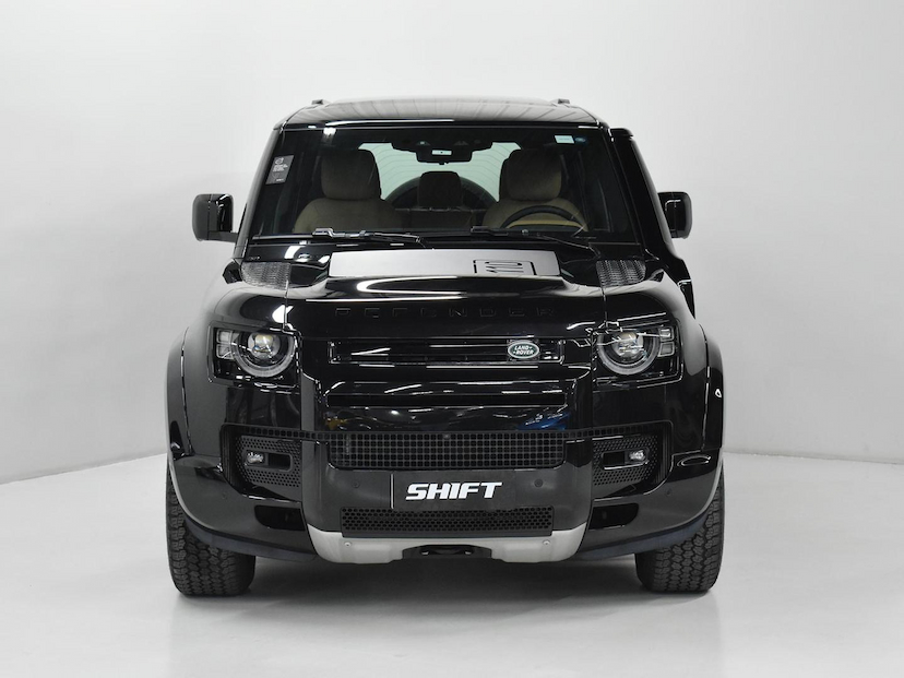 Foto do veículo LAND ROVER DEFENDER LAND ROVER  110 X-DY.HSE D350 DIE AUT. HIB 2025 10.915 KM 730.000,00